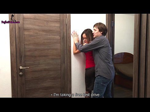 ❤️ Seksi Emlakçı, Dairesini Satarken Amını Gerizekalı ve Sikikleri - Krempai ❤❌ Güzel porno tr.xxxifuck.ru ❌️❤