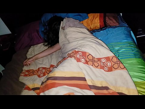 ❤️ Üvey oğul, genç üvey annesini uyurken azarlıyor. ❤❌ Güzel porno tr.xxxifuck.ru ❌️❤